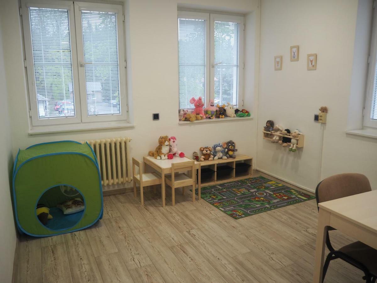 Economy Apartments Ceske Svycarsko Hřensko Exterior foto